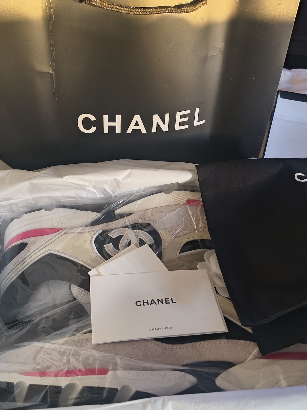 Chanel Cream & Black Low-Top Logo Sneakers - Picture 9 of 10